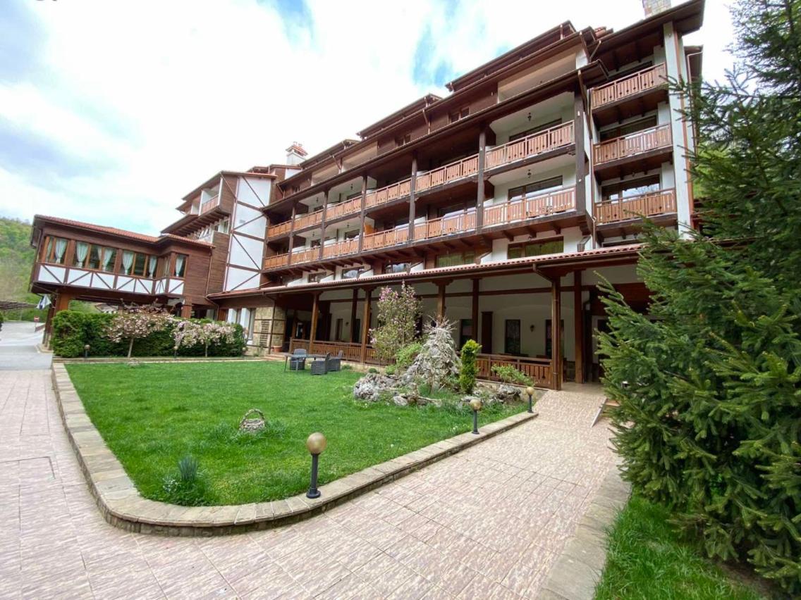 Hotel Bozhentsi Chernevtsi Экстерьер фото