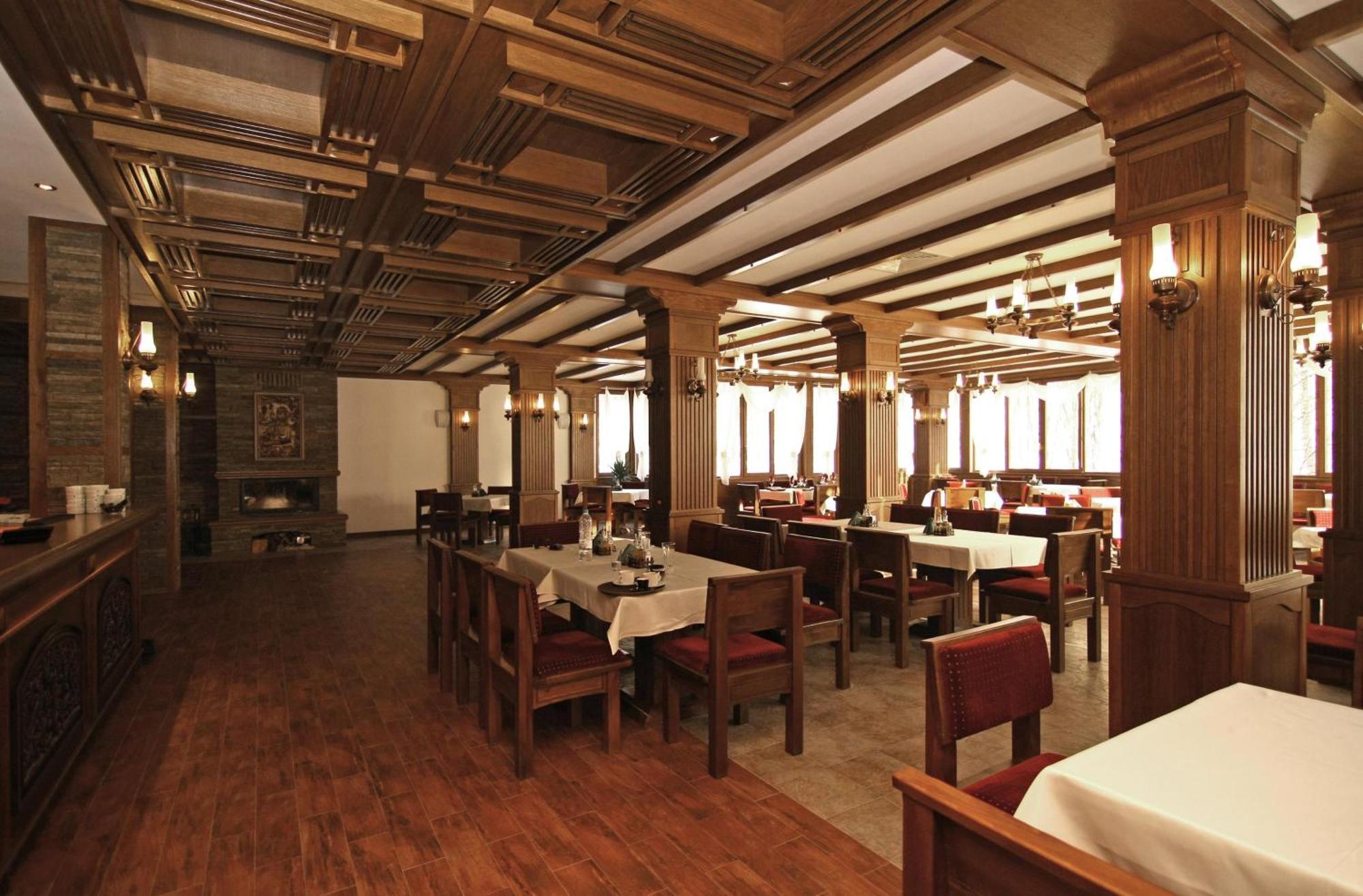 Hotel Bozhentsi Chernevtsi Экстерьер фото