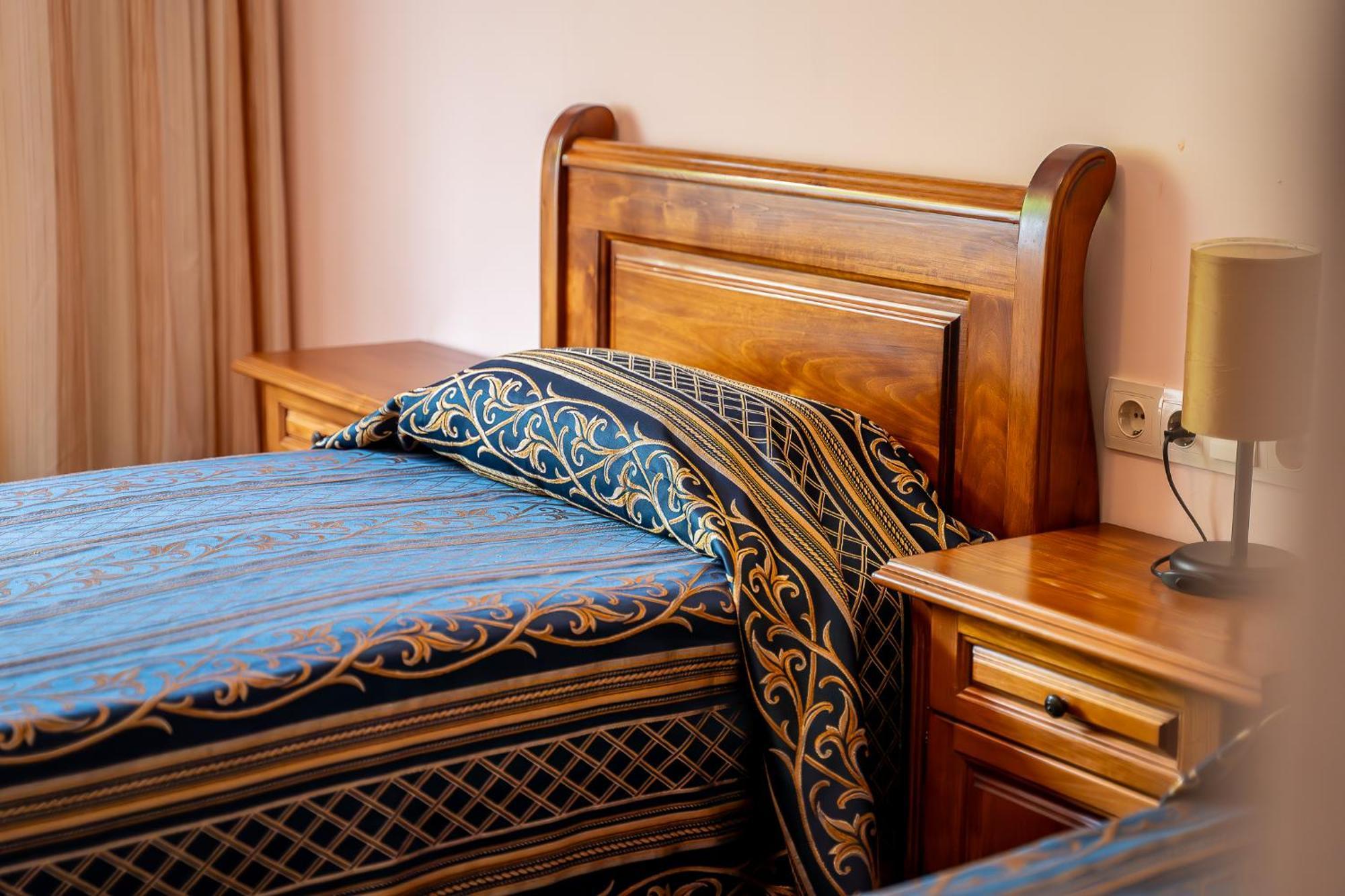Hotel Bozhentsi Chernevtsi Экстерьер фото