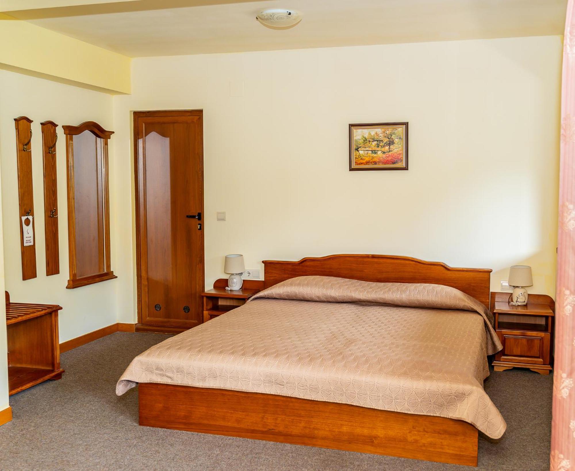 Hotel Bozhentsi Chernevtsi Экстерьер фото